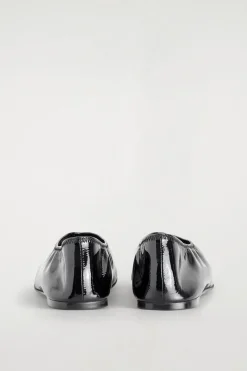 MINIMAL PATENT LEATHER BALLET FLATS