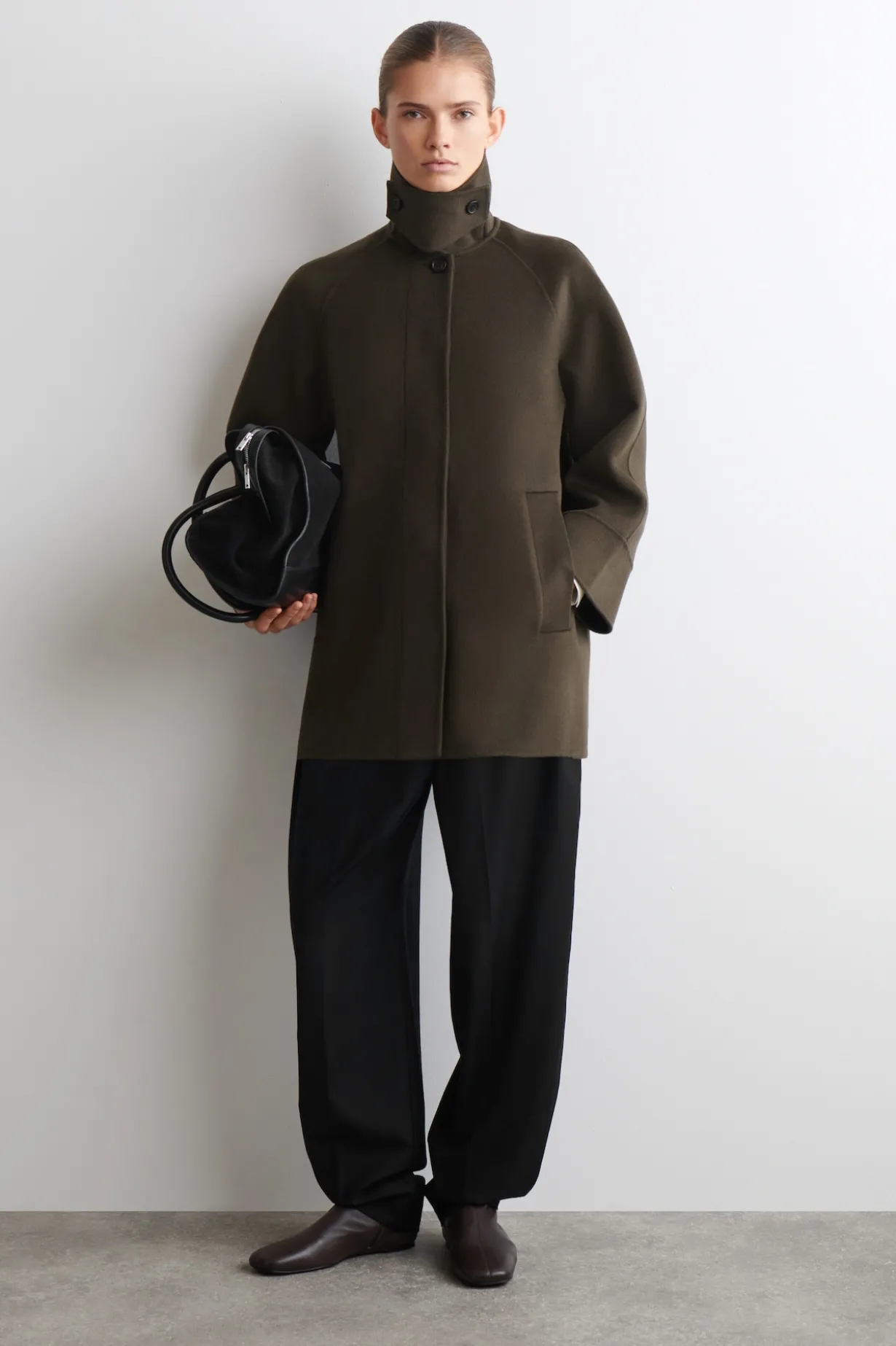 MOCK-NECK DOUBLE-FACED WOOL SHORT COAT