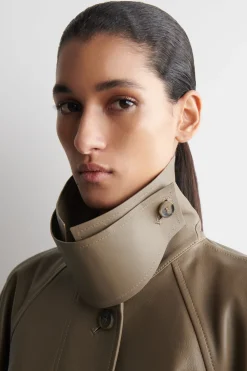 mock-NECK LEATHER SHORT TRENCH COAT