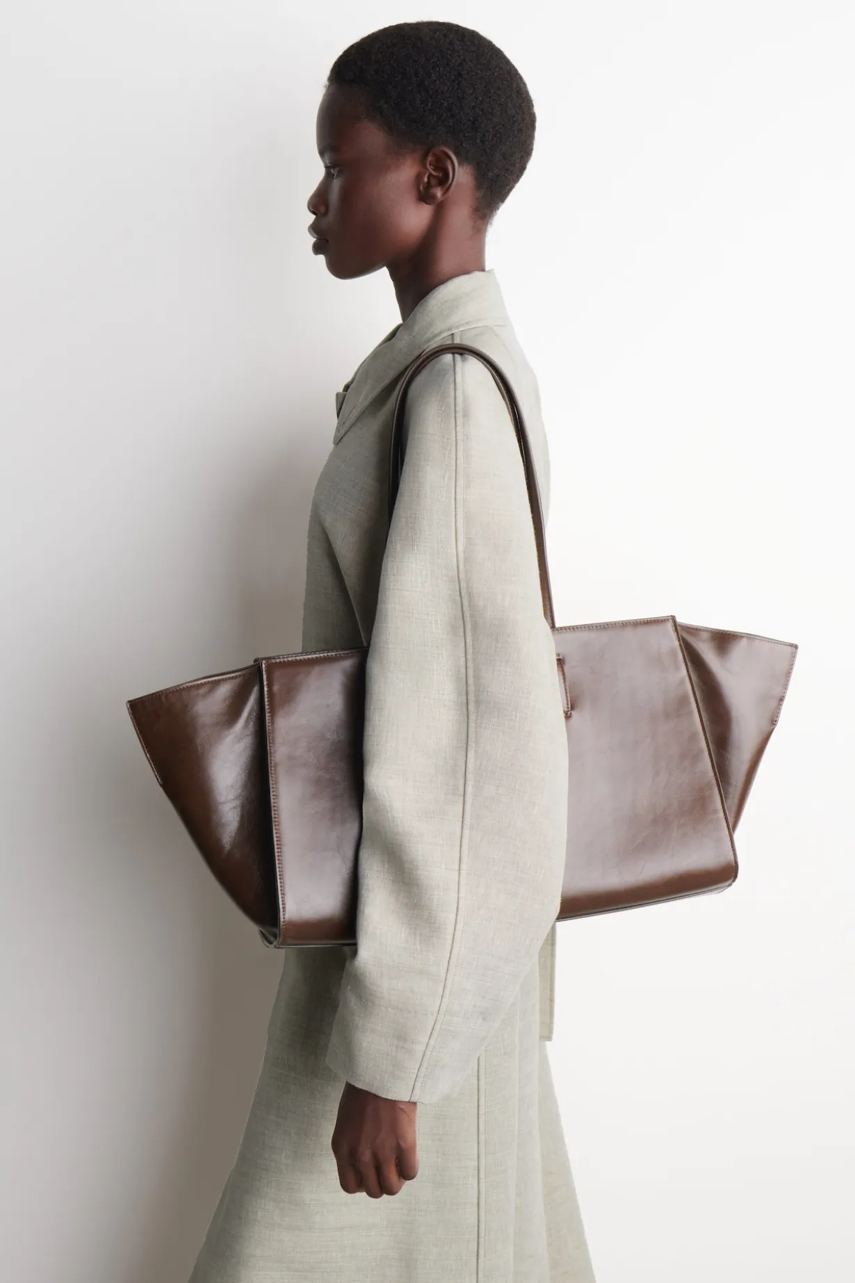 MONUMENT TOTE BAG - LEATHER