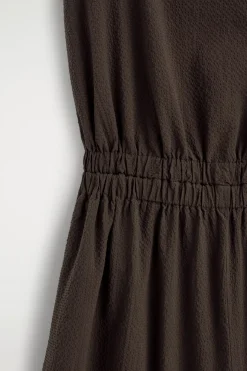 OPEN-BACK SEERSUCKER WIDE-LEG JUMPSUIT