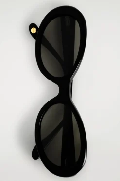 OVAL SUNGLASSES