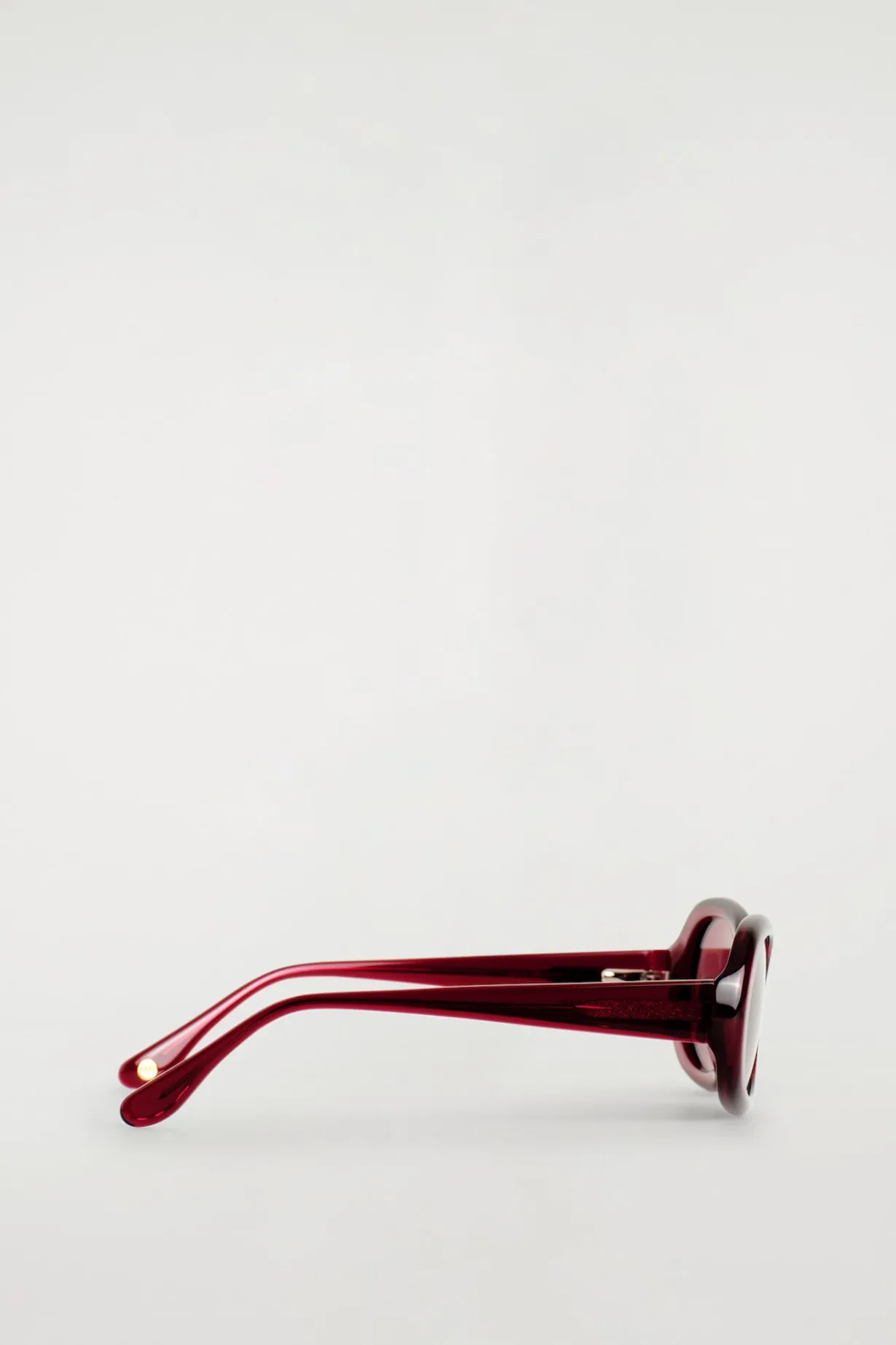 OVAL SUNGLASSES