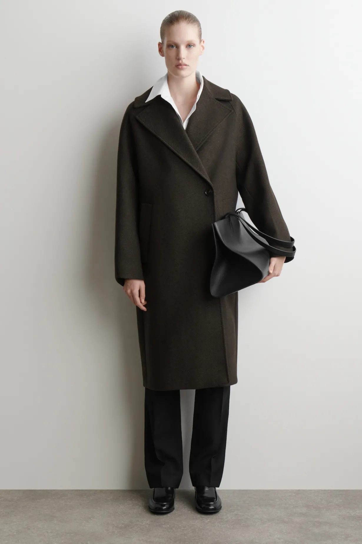 OVERSIZED DOUBLE-BREASTED WOOL LONG COAT