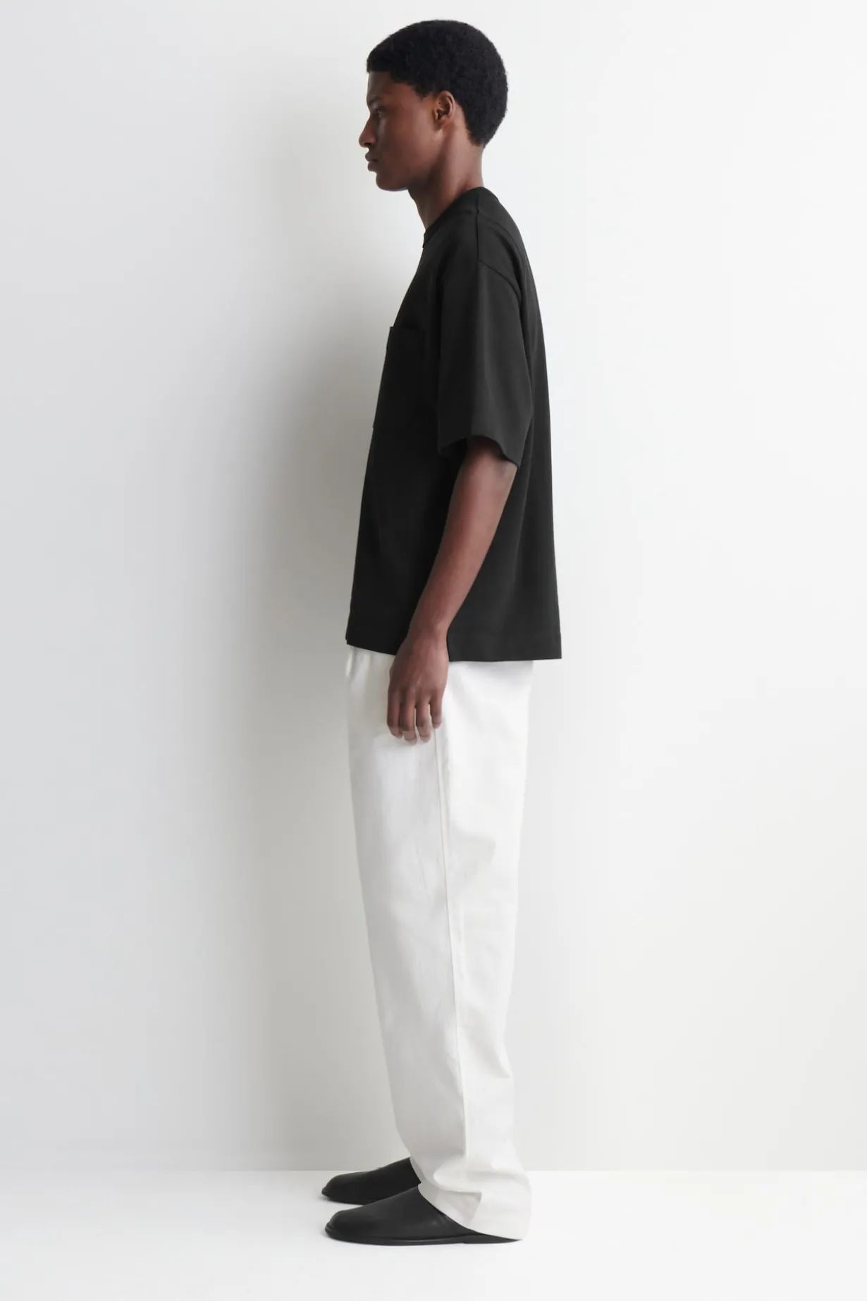OVERSIZED HEAVYWEIGHT T-SHIRT