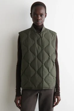 OVERSIZED QUILTED DOWN GILET
