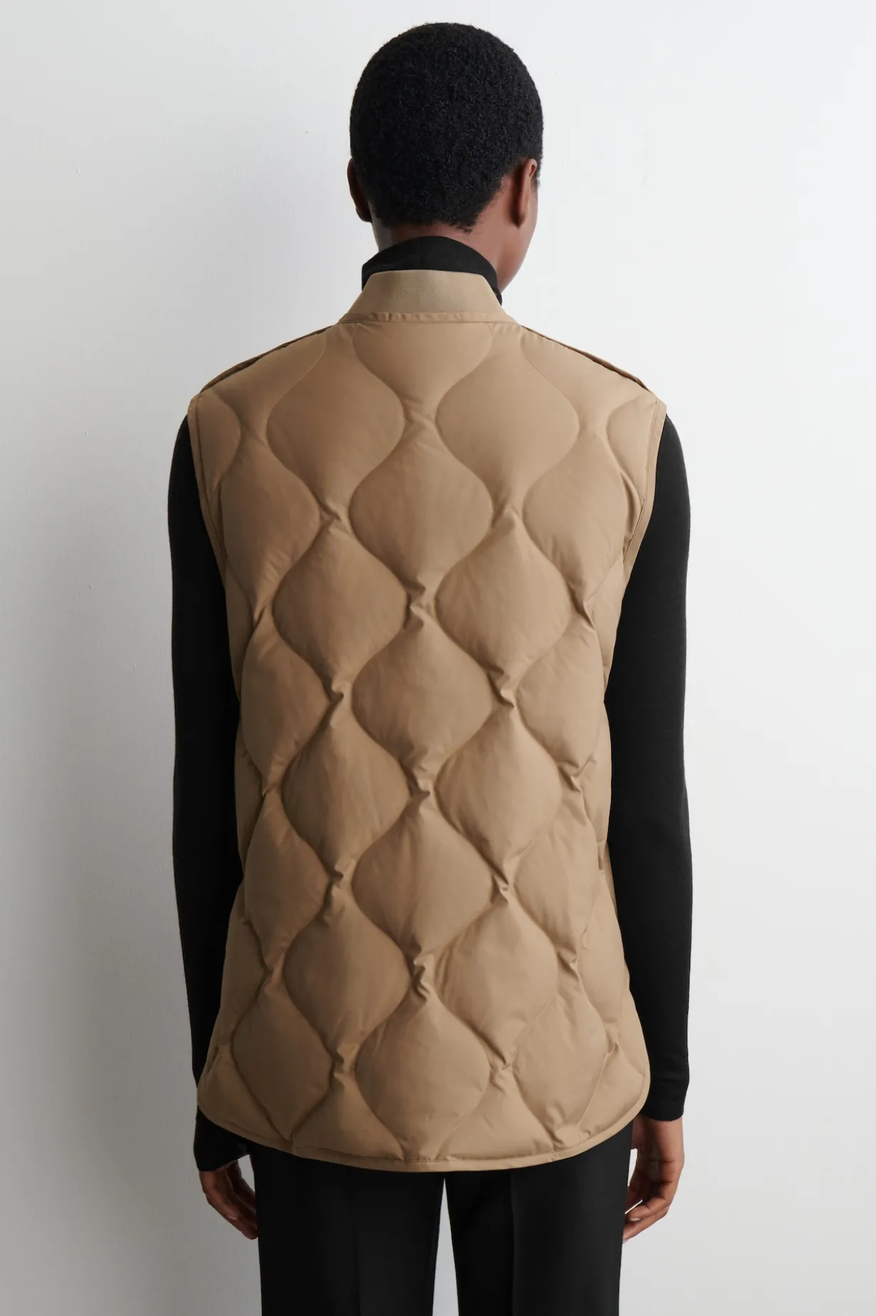 OVERSIZED QUILTED DOWN GILET