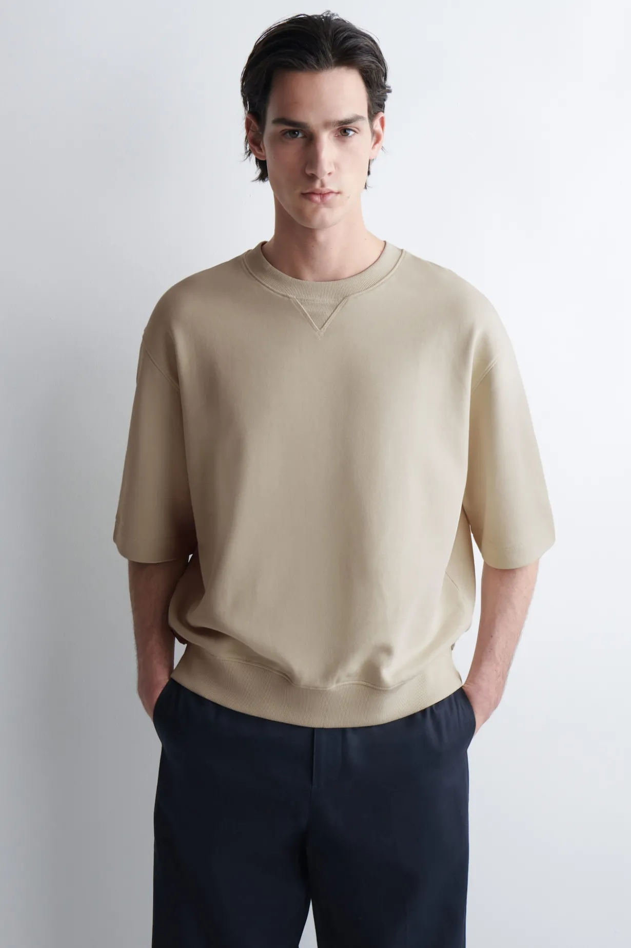 OVERSIZED SHORT-SLEEVED COTTON SWEATSHIRT