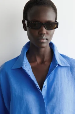 OVERSIZED SHORT-SLEEVED LINEN SHIRT