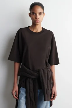 OVERSIZED T-SHIRT