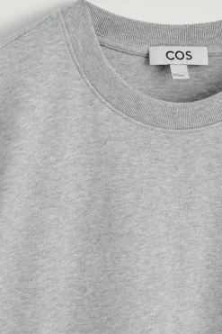 OVERSIZED T-SHIRT