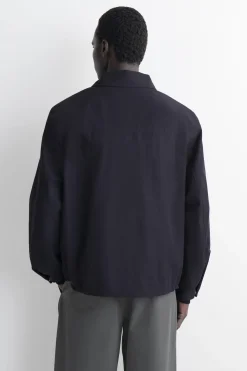 PACKABLE-HOOD WINDBREAKER JACKET