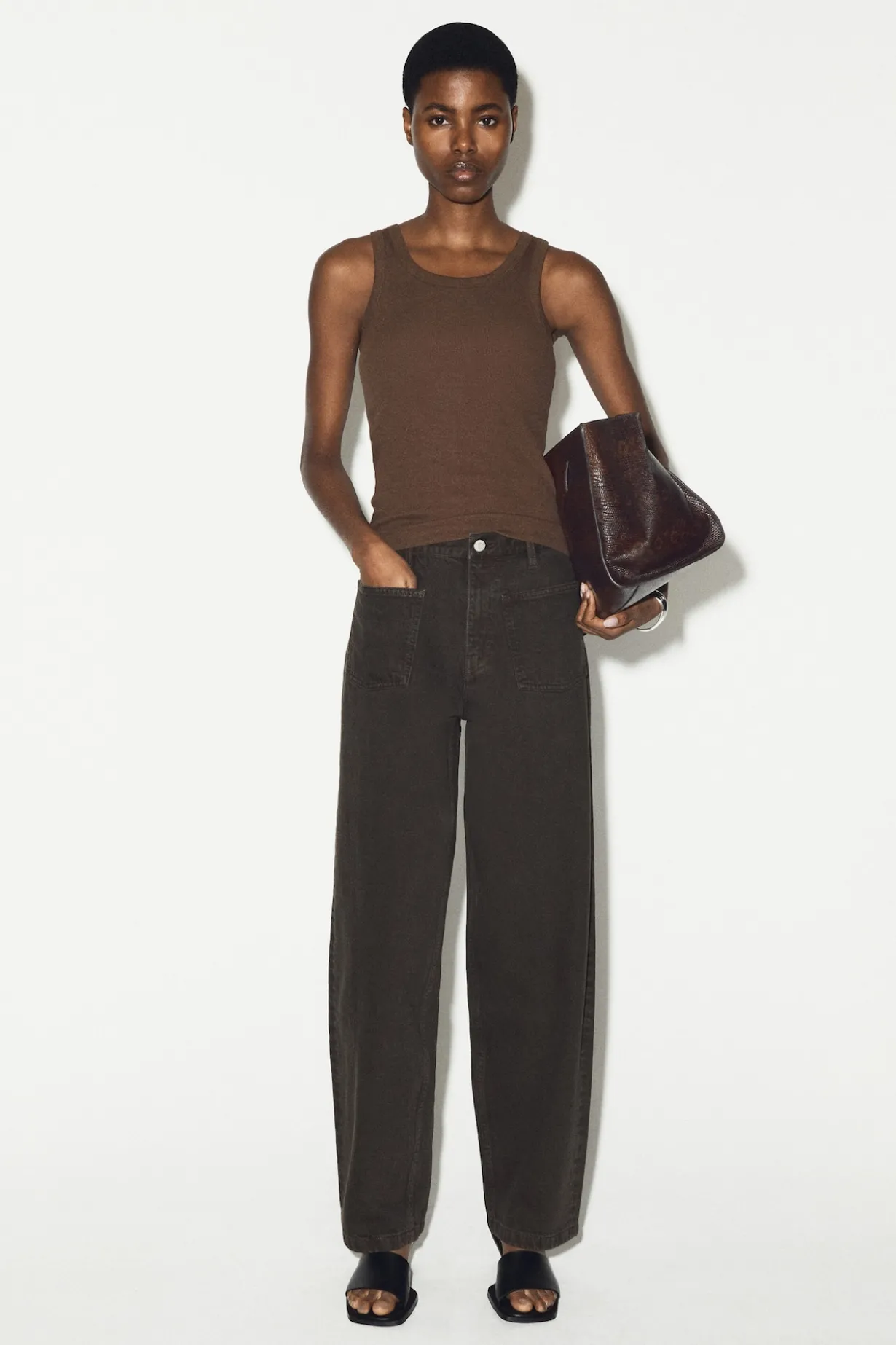 PATCH-POCKET STRAIGHT-LEG JEANS