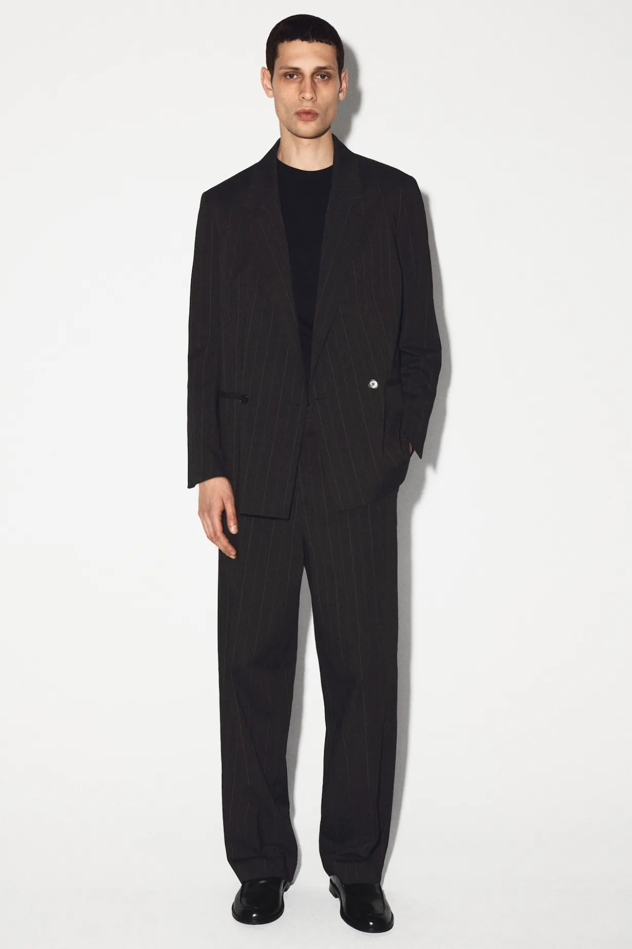 PINSTRIPED RELAXED-FIT WIDE-LEG PANTS