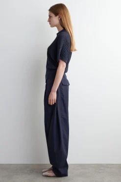 PLEATED COTTON BARREL-LEG TROUSERS