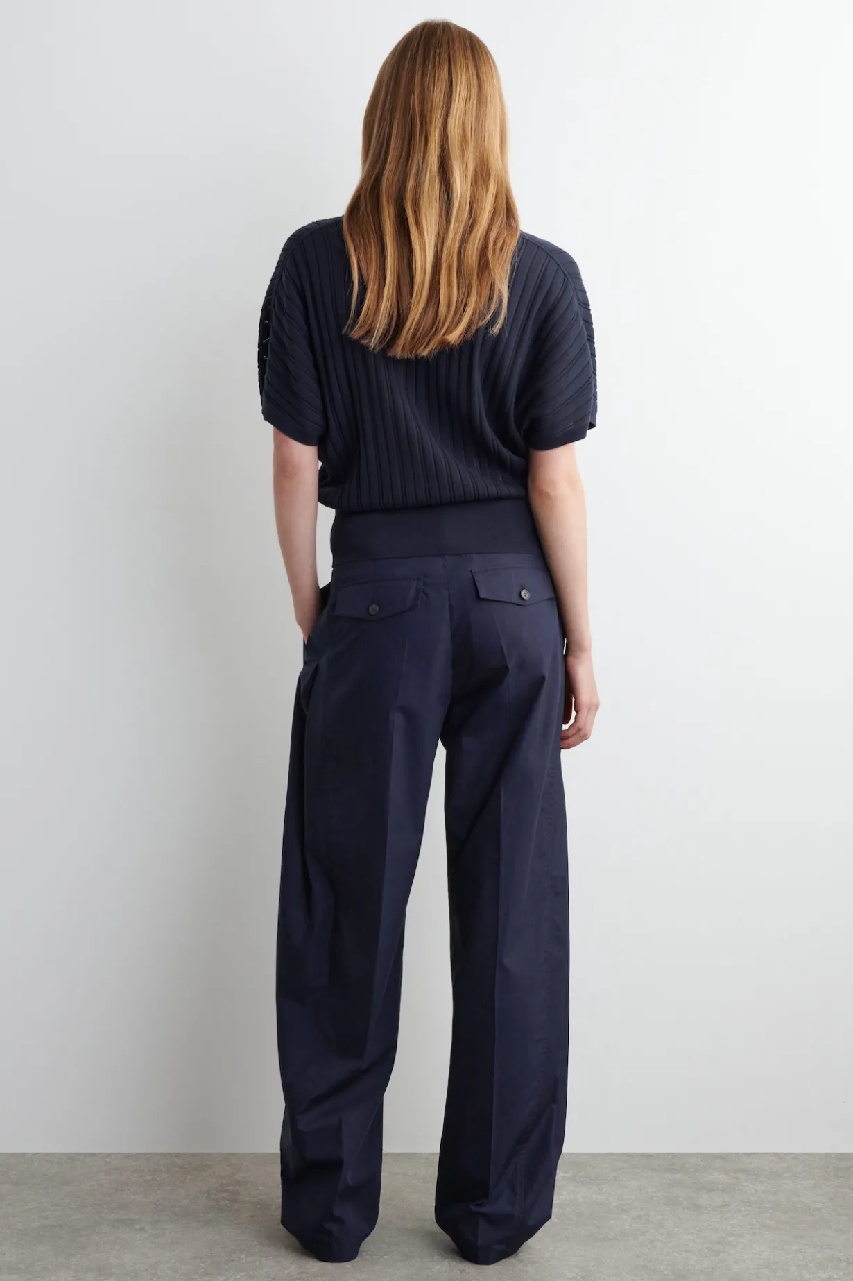 PLEATED COTTON BARREL-LEG TROUSERS