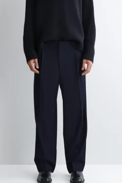 PLEATED RELAXED-FIT STRAIGHT-LEG TROUSERS