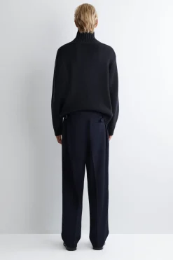 PLEATED RELAXED-FIT STRAIGHT-LEG TROUSERS