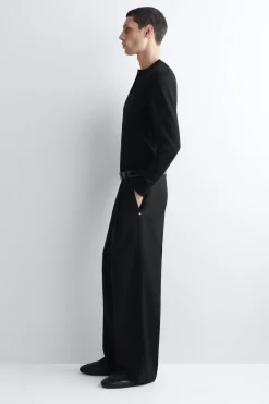 PLEATED WIDE-LEG DENIM PANTS