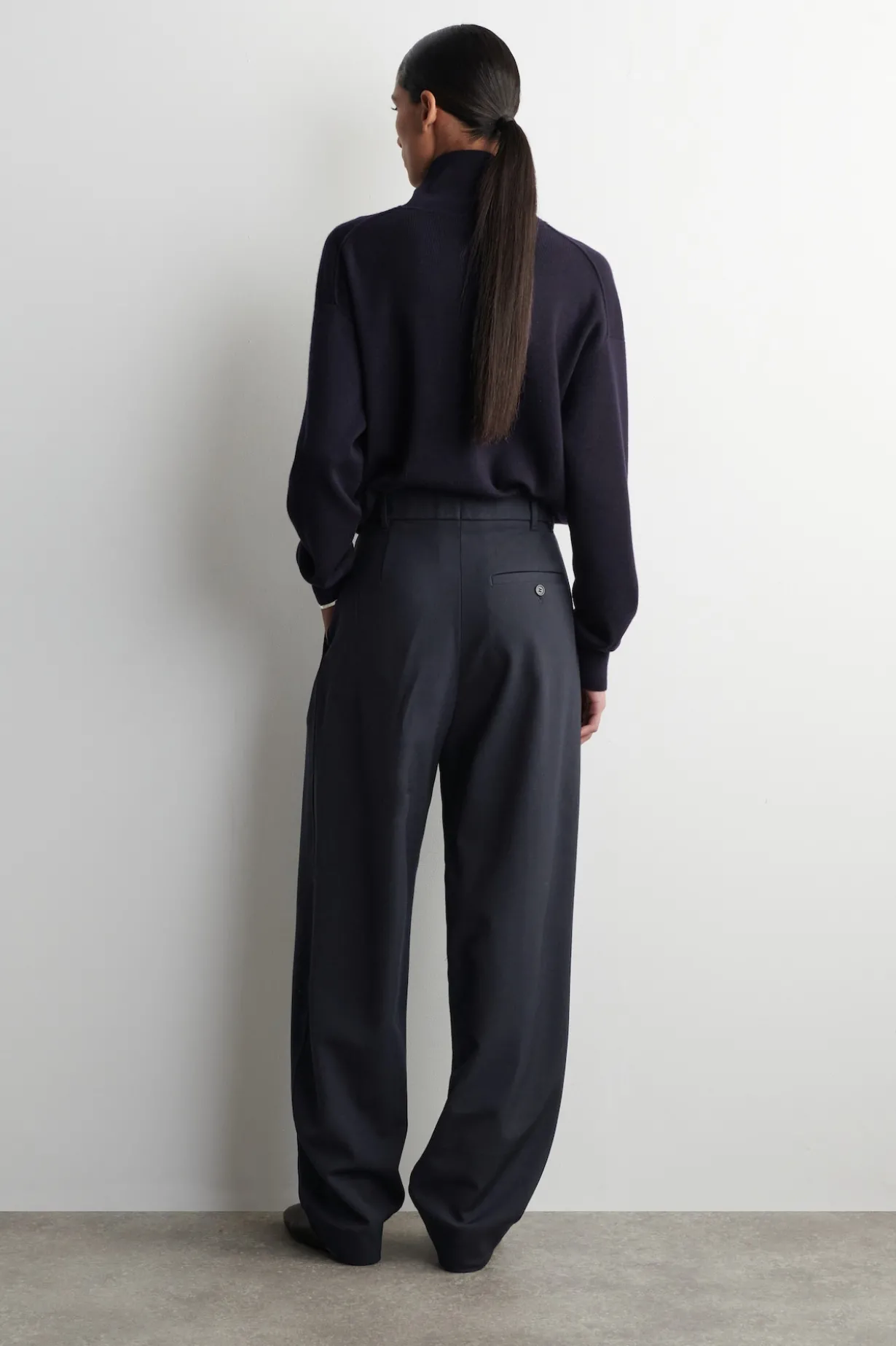 PLEATED WOOL-BLEND TULIP PANTS