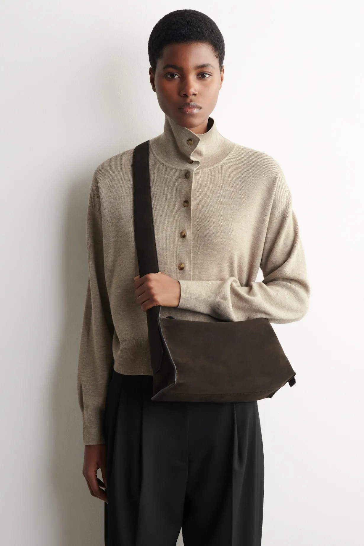PLINTH CROSSBODY BAG - SUEDE