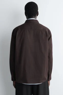 POCKET-DETAIL COTTON SHIRT