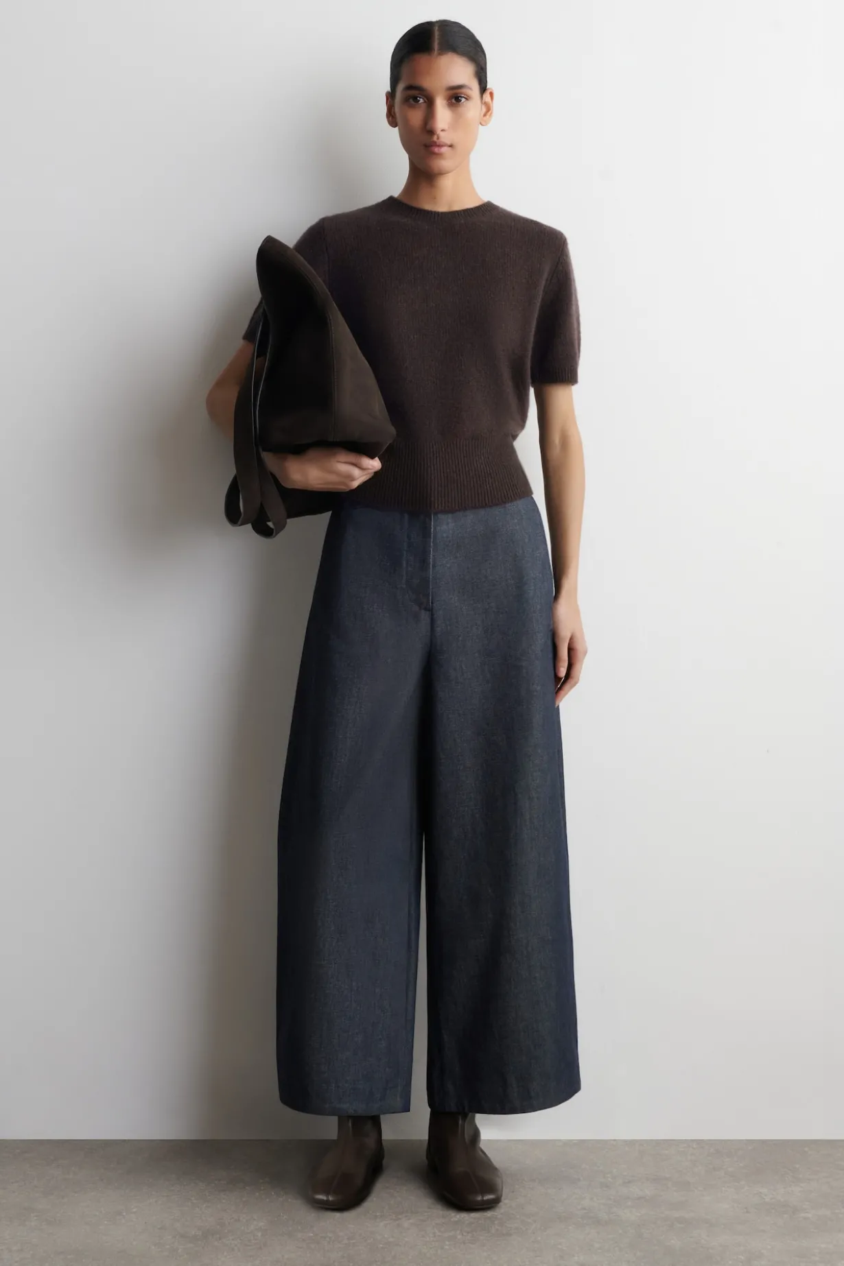 RAW DENIM CROPPED BARREL-LEG PANTS