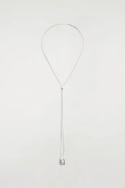 RECTANGULAR CHAIN PENDANT NECKLACE