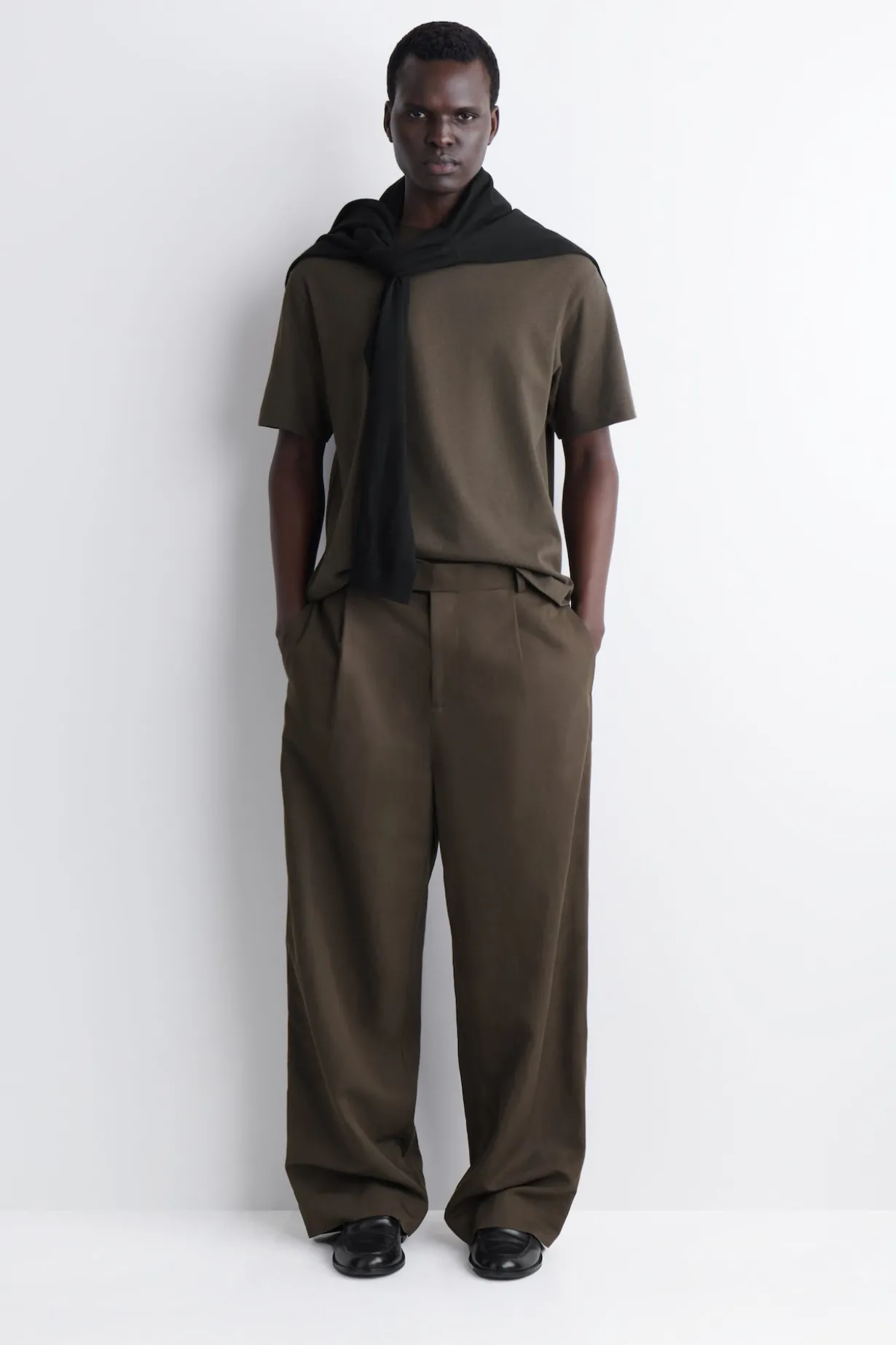 RELAXED COTTON-LINEN T-SHIRT