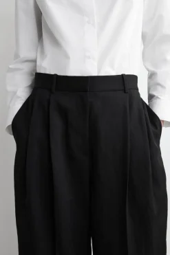 RELAXED FLUID WIDE-LEG PANTS
