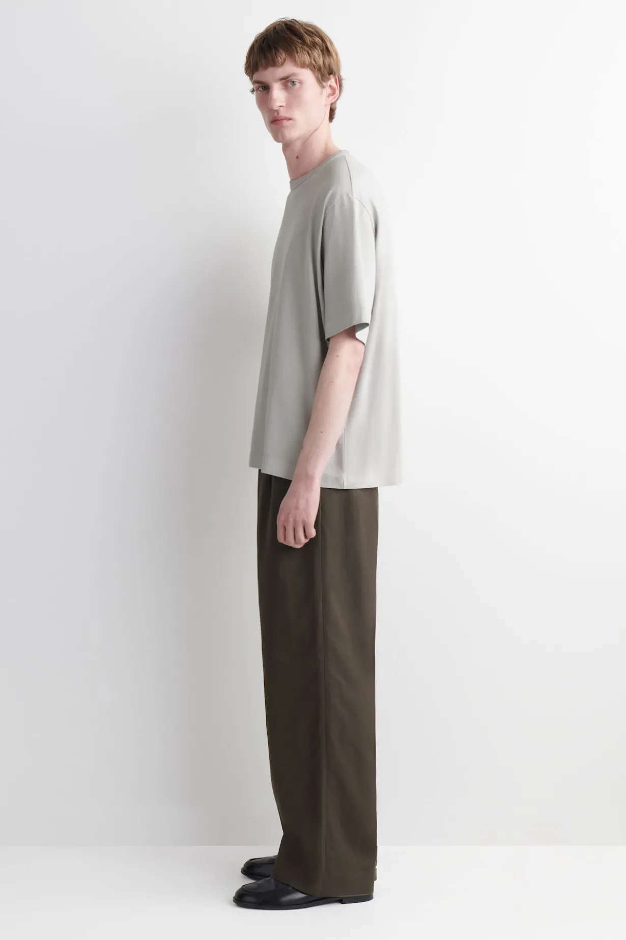 RELAXED HEAVYWEIGHT WASHED-COTTON T-SHIRT