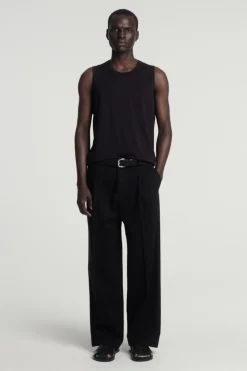 RELAXED KNITTED SILK VEST