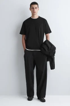 RELAXED LIGHTWEIGHT COTTON T-SHIRT