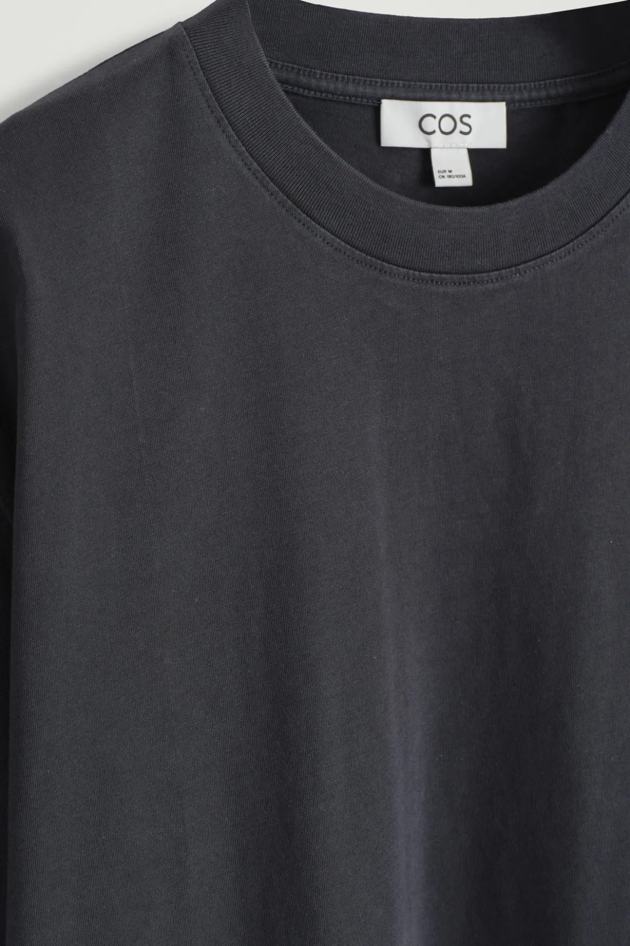 RELAXED LIGHTWEIGHT COTTON T-SHIRT