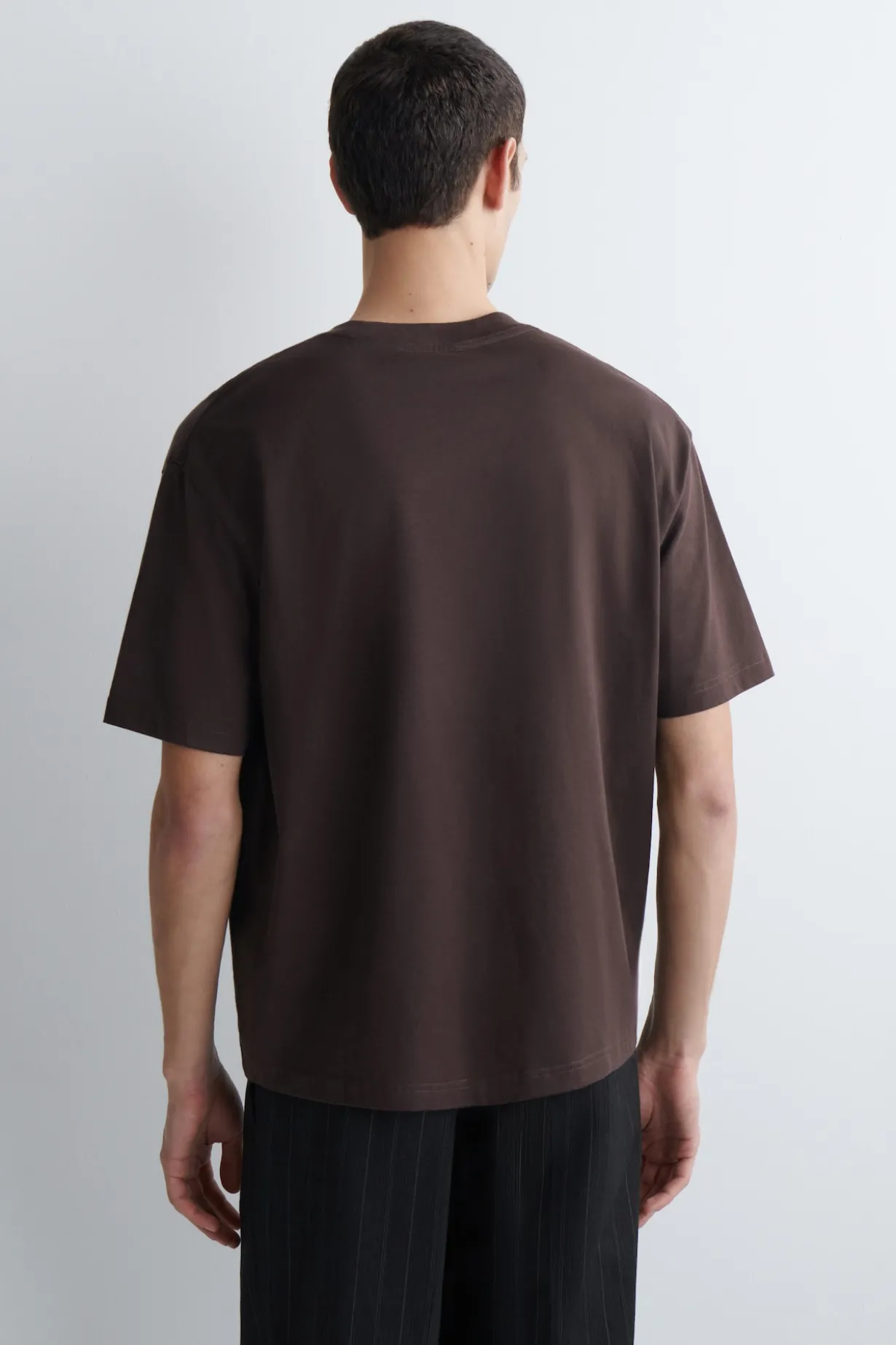 RELAXED LIGHTWEIGHT COTTON T-SHIRT