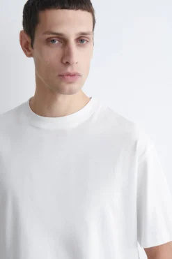 RELAXED LIGHTWEIGHT COTTON T-SHIRT
