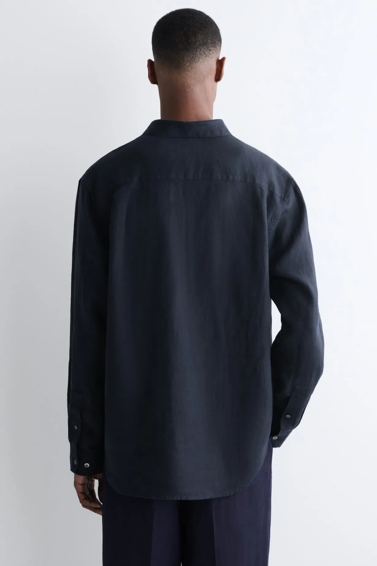RELAXED LINEN SHIRT