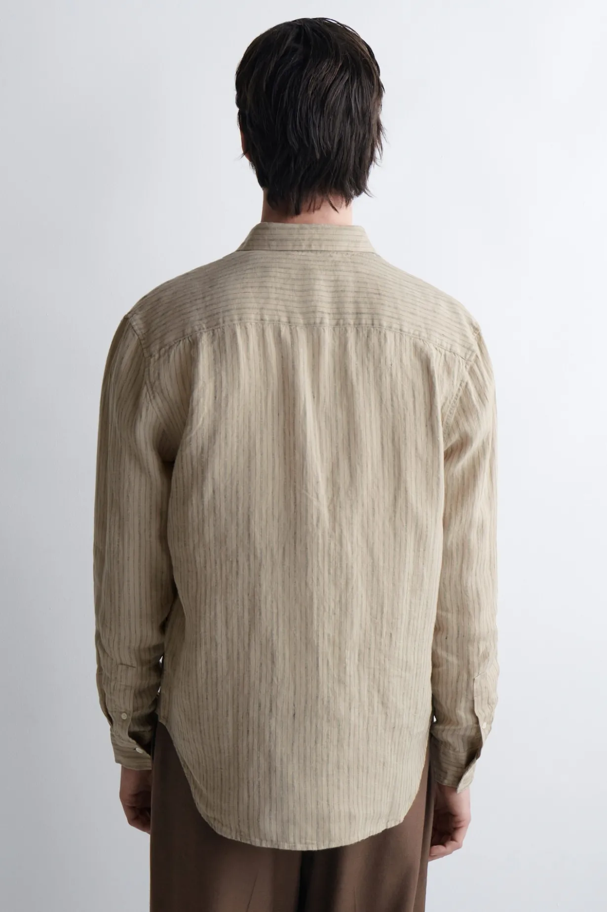 RELAXED LINEN SHIRT