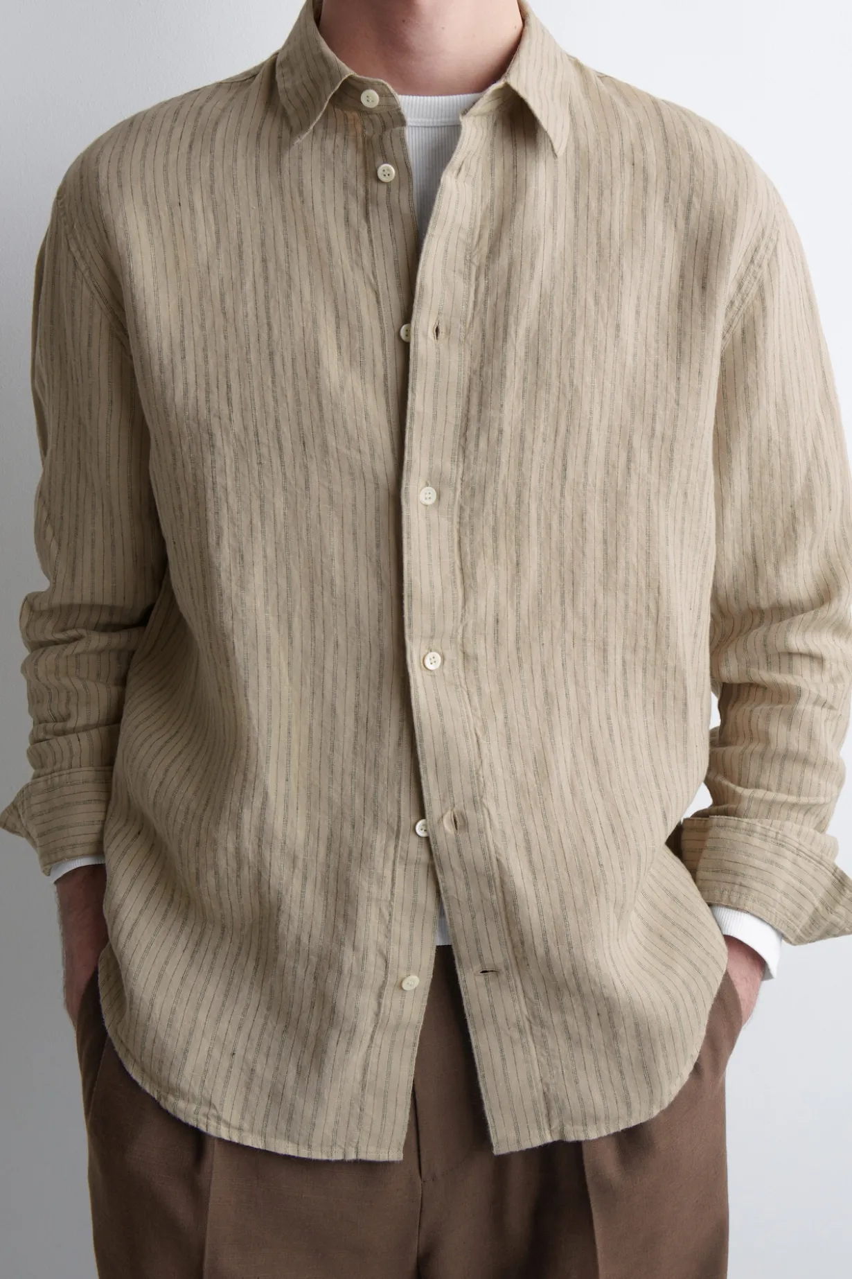 RELAXED LINEN SHIRT