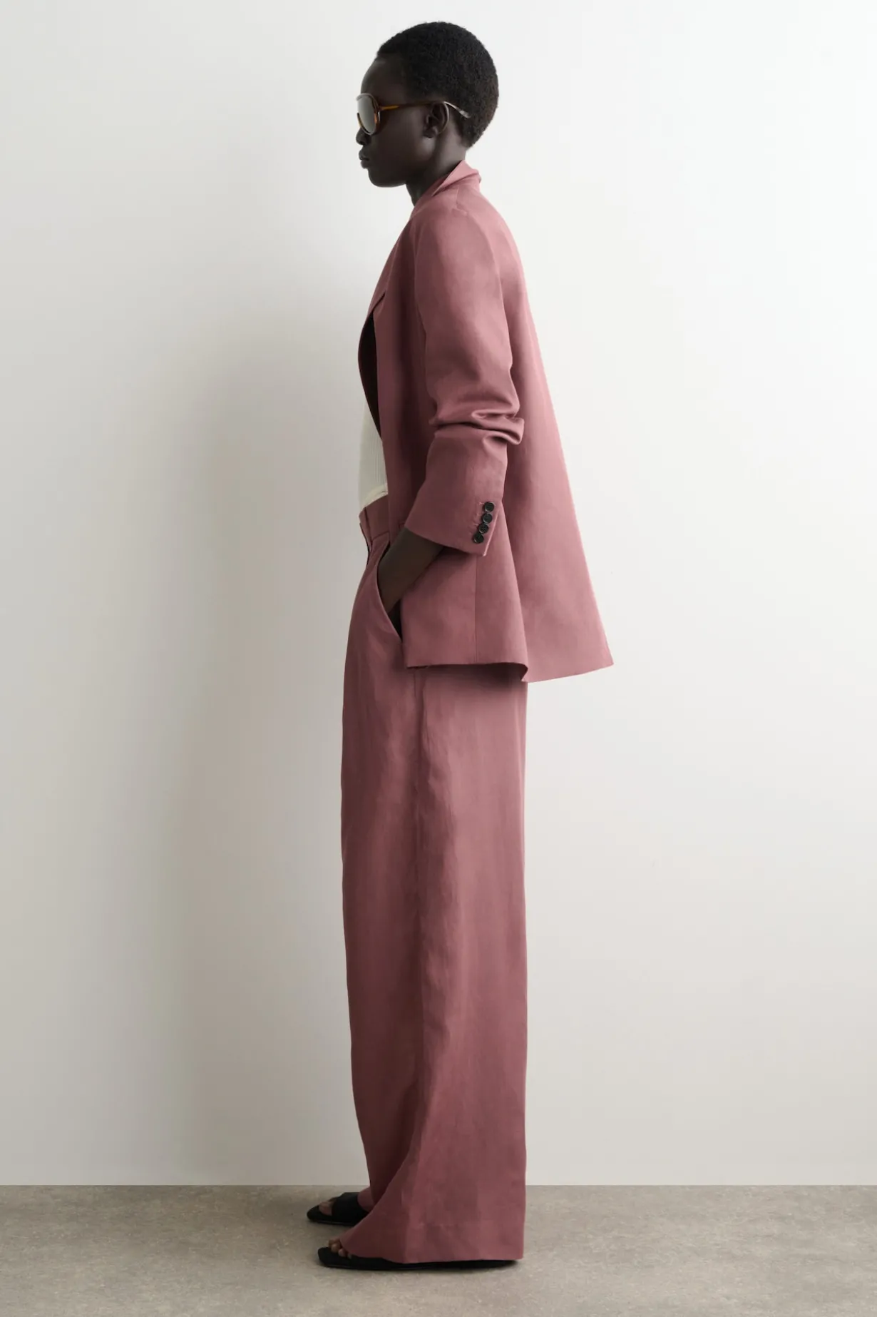 RELAXED LINEN-BLEND WIDE-LEG PANTS
