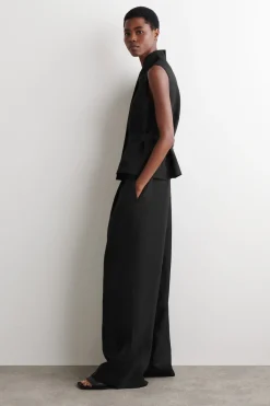 RELAXED LINEN-BLEND WIDE-LEG PANTS