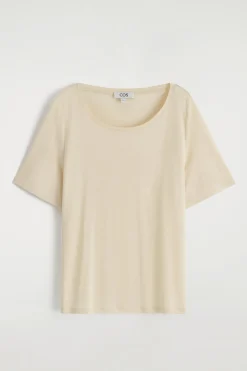 RELAXED SCOOP-NECK T-SHIRT