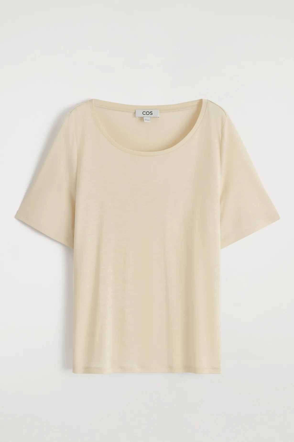 RELAXED SCOOP-NECK T-SHIRT