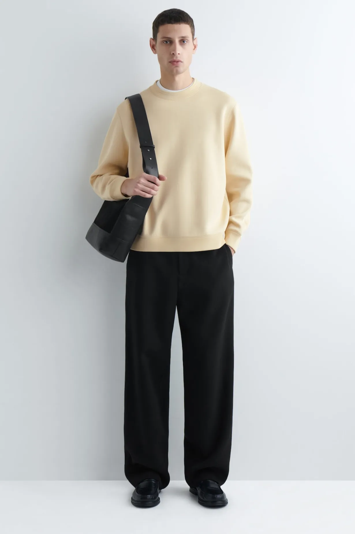 RELAXED SCUBA SWEATSHIRT