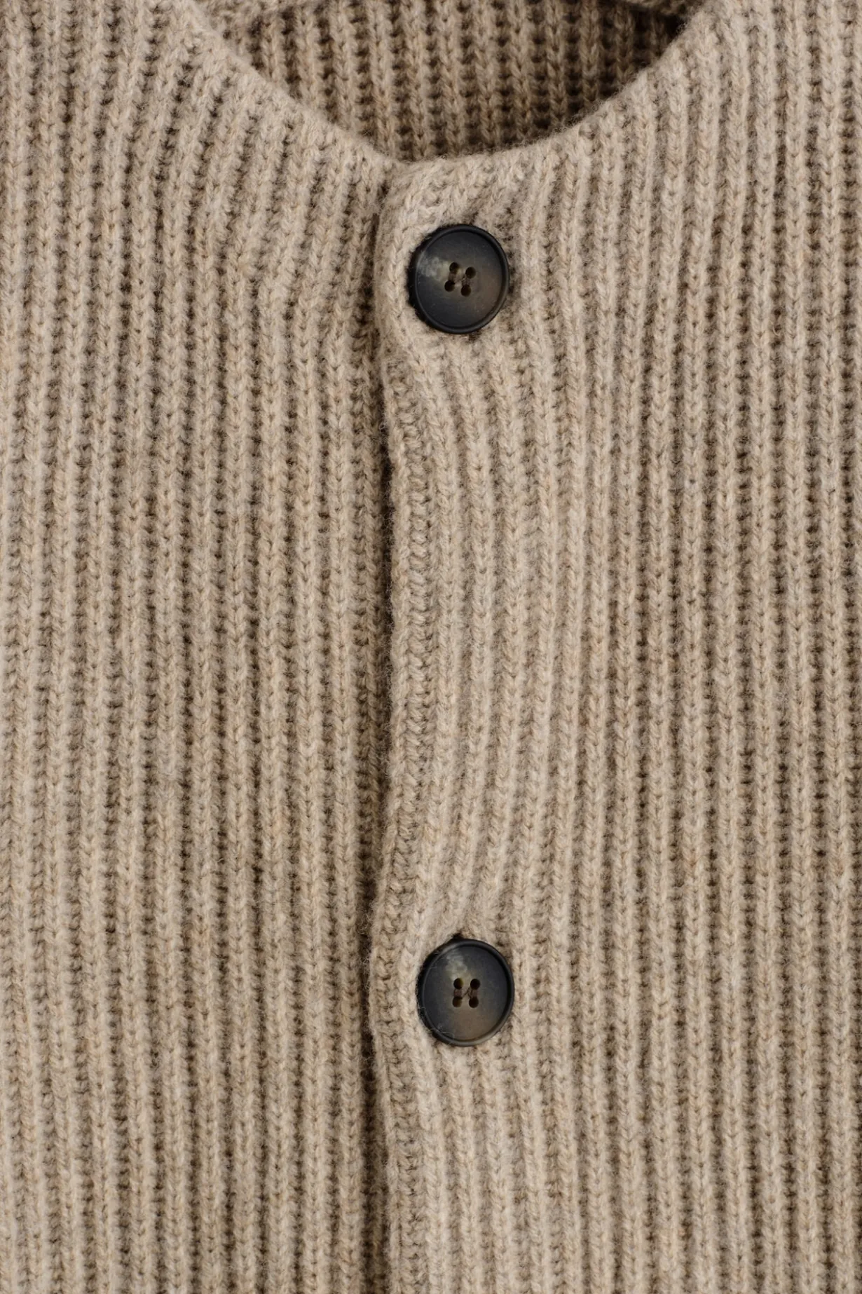 RIBBED WOOL CREW-NECK SWEATER