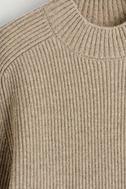 RIBBED WOOL MOCK-NECK SWEATER