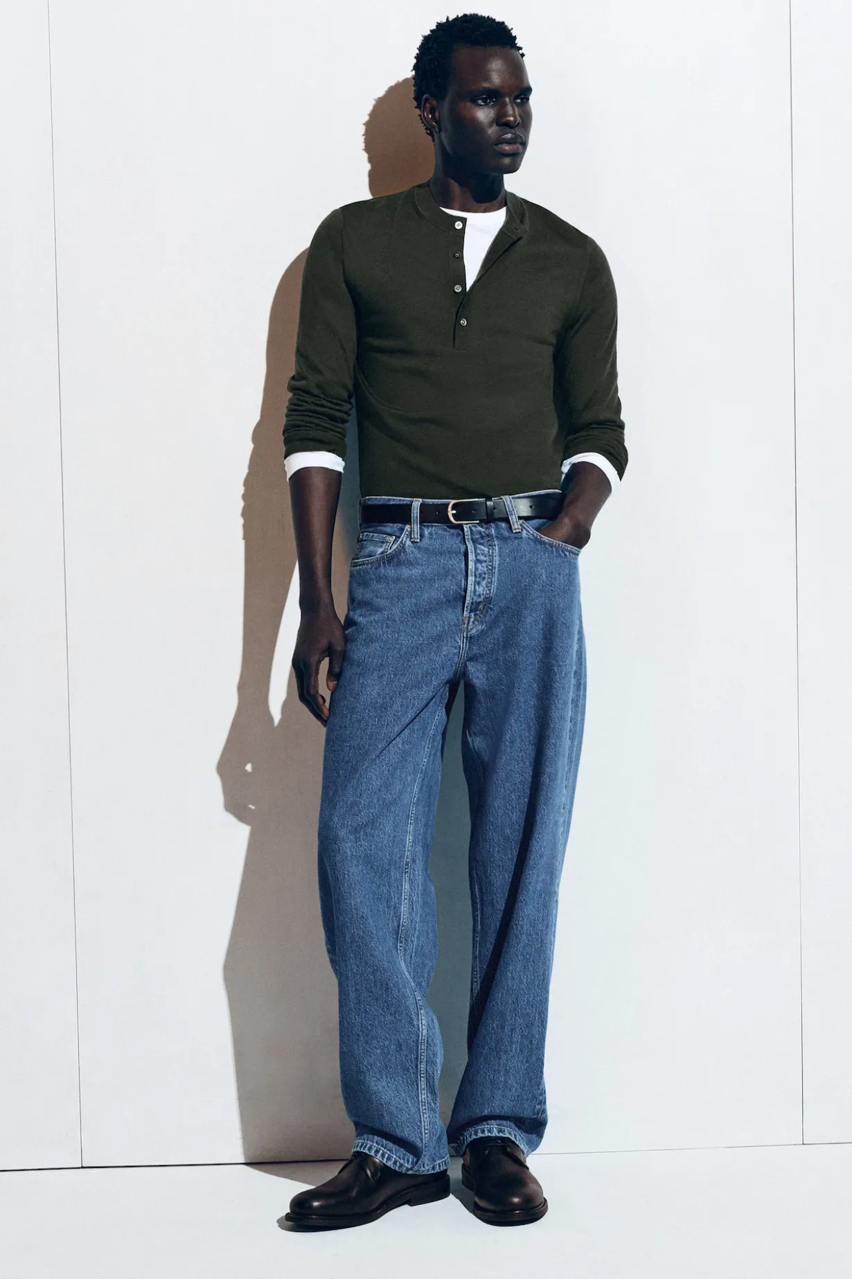 RIDER RELAXED-FIT STRAIGHT-LEG JEANS