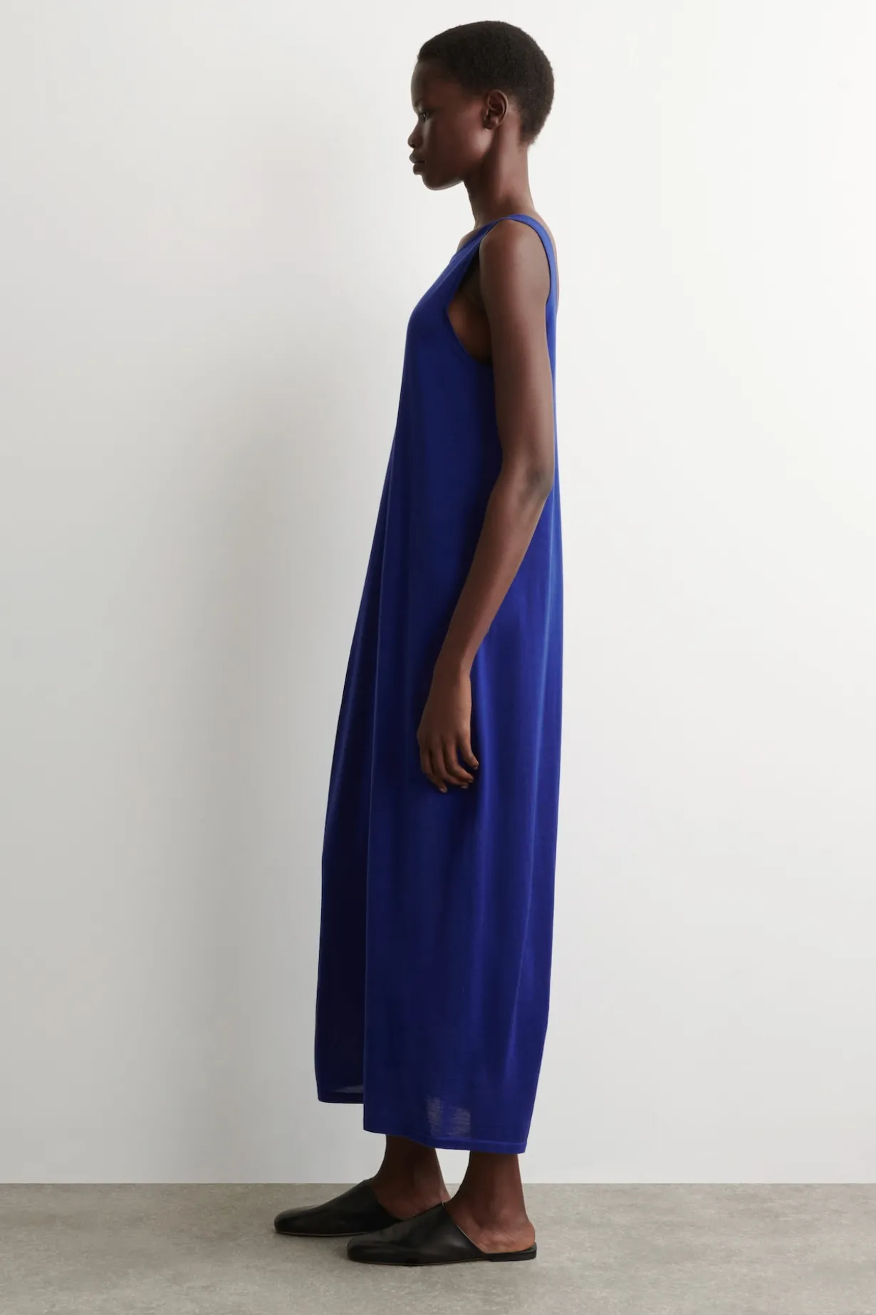 ROUNDED MERINO WOOL MAXI DRESS