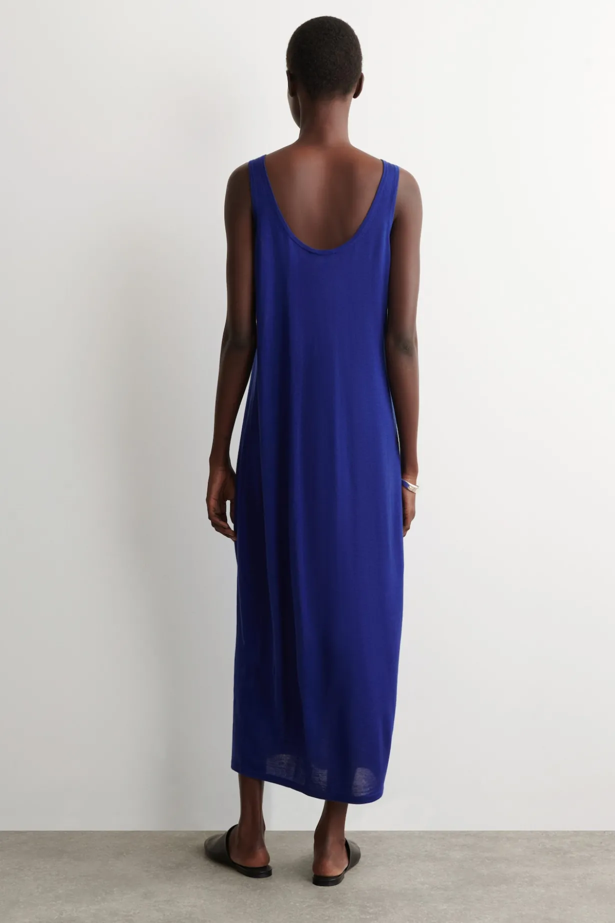 ROUNDED MERINO WOOL MAXI DRESS
