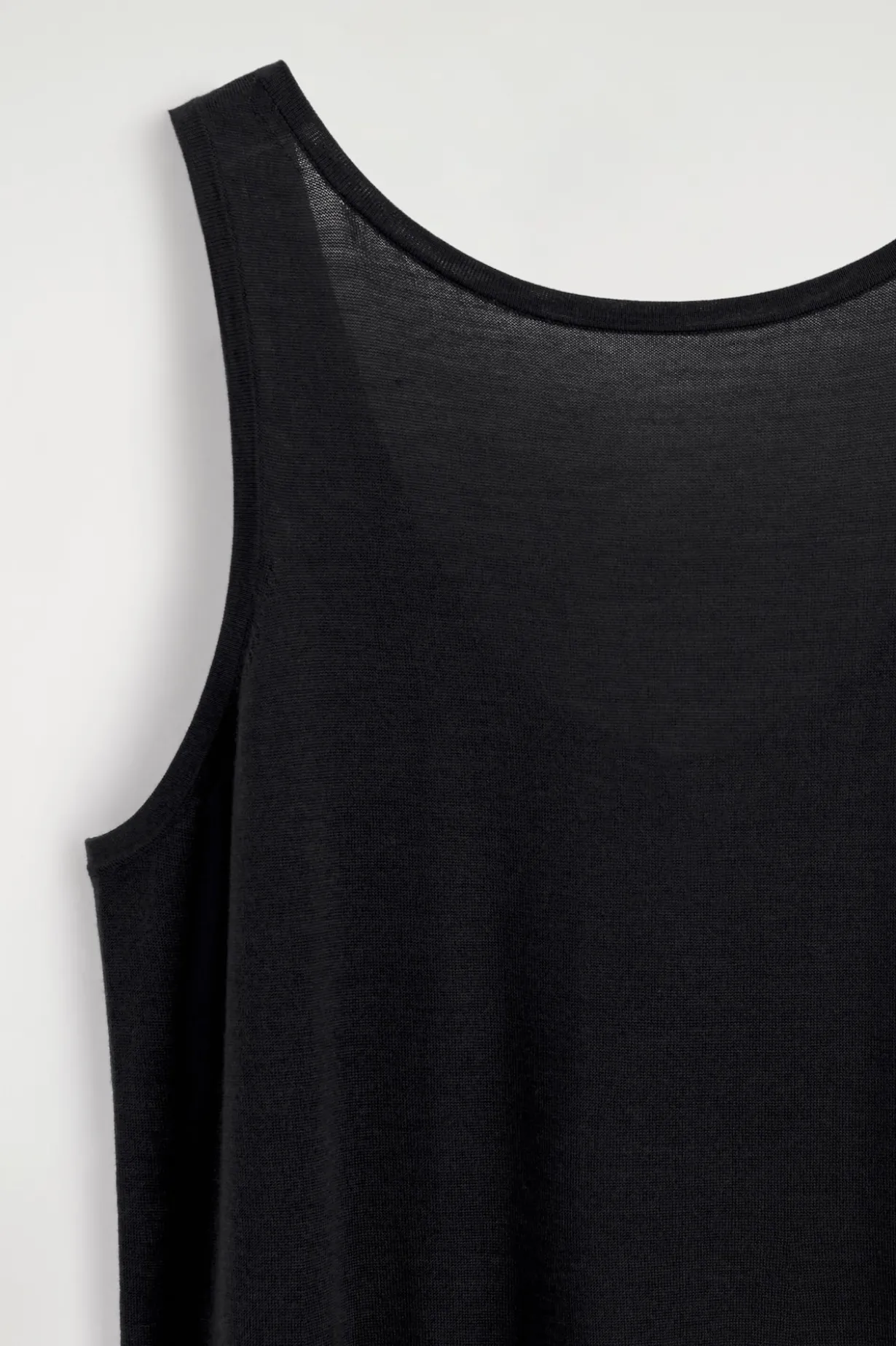 ROUNDED MERINO WOOL MAXI DRESS